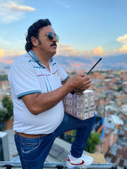 TU VIAJE TE ESPERA! / Pablo Escobar